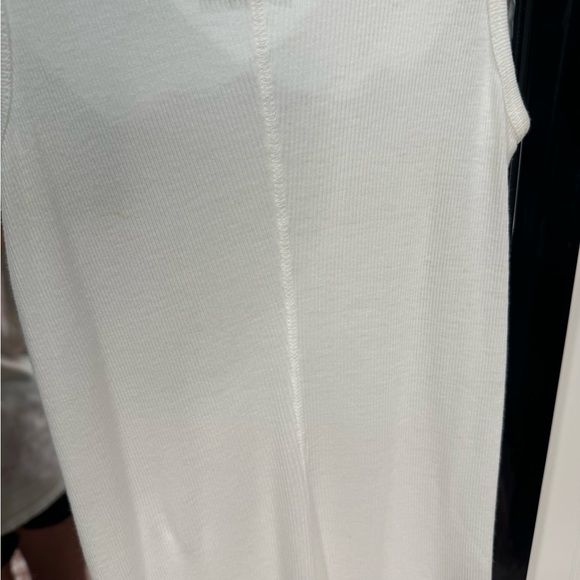 Vince ribbed white tank extra long size small - Picture 12 of 14